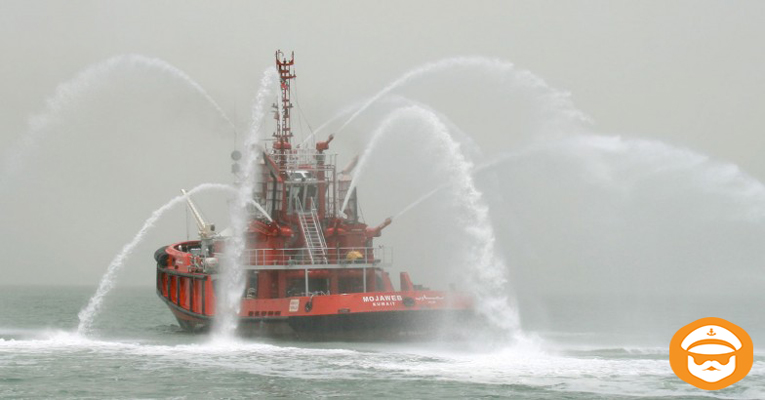 ویژگی های قایق آتش نشانی (Fire Boat)