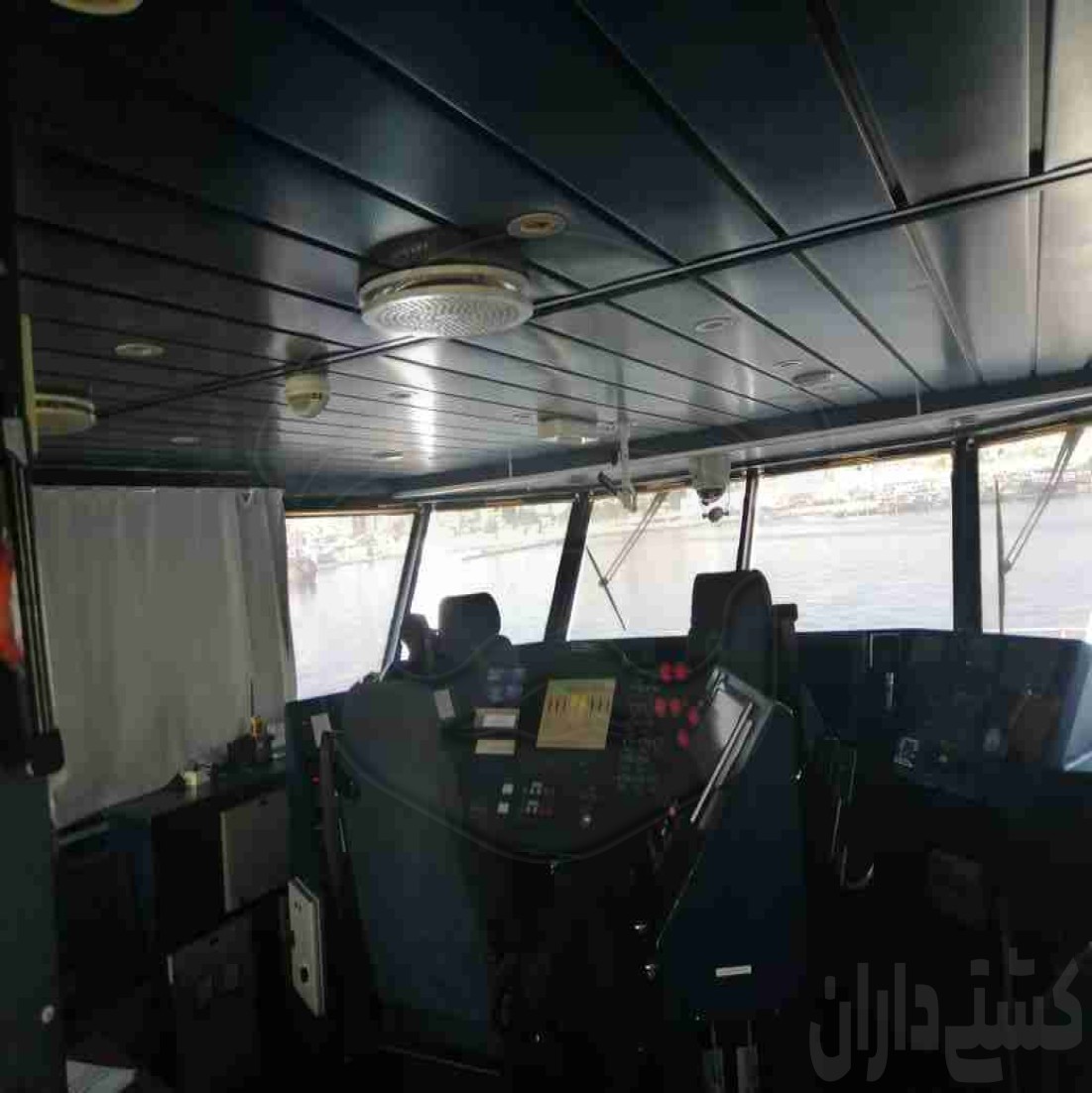 فروش crew boat باظرفیت ۶۵ صندلی مسافر